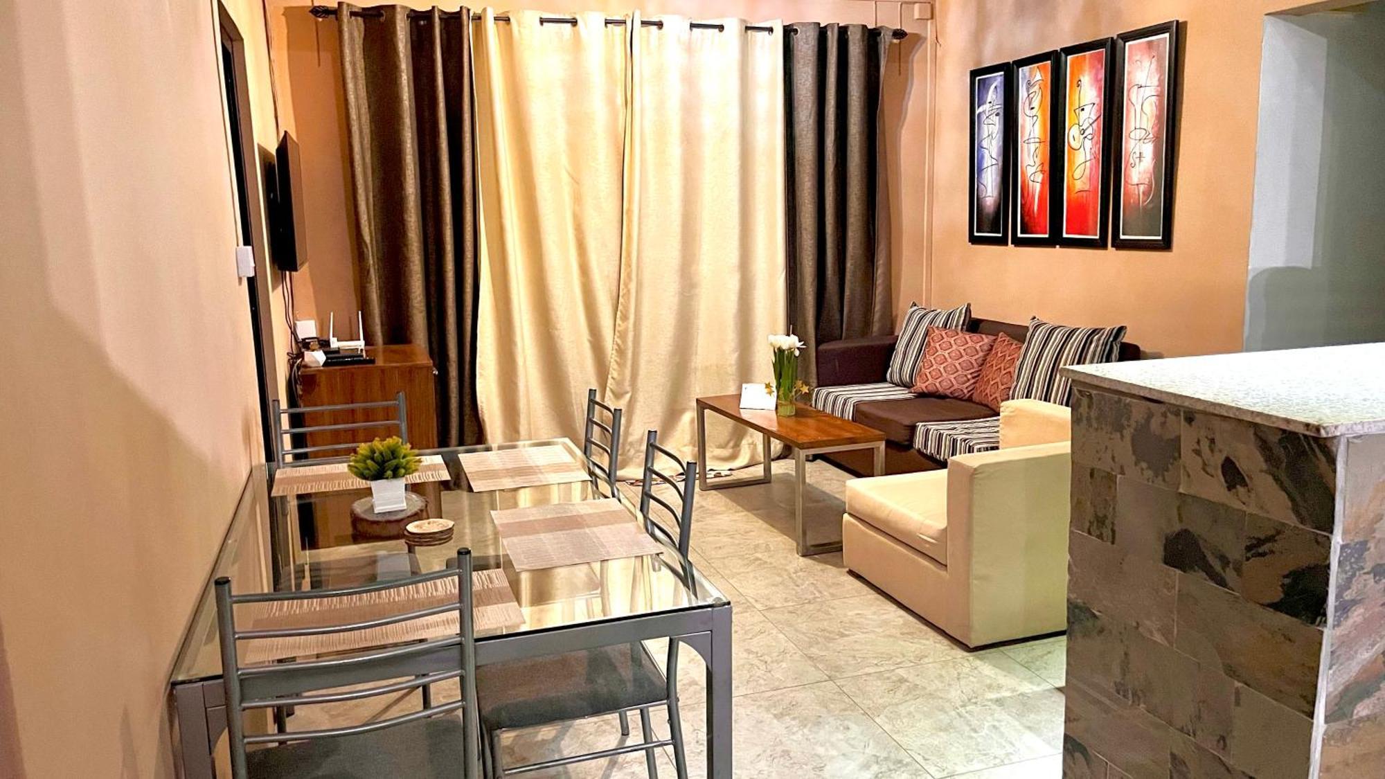Ebony Apartment & Studio Ла-Голет Экстерьер фото